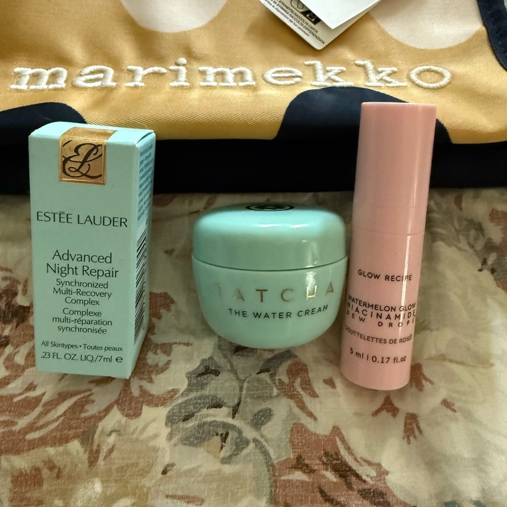 NWT MARIMEKKO BEAUTY BUNDLE - Picture 2 of 4